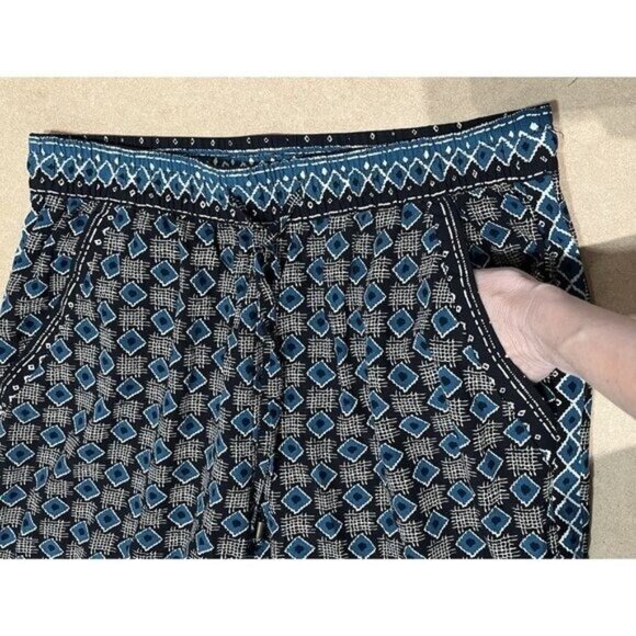 Anthropologie Women’s Geometric Crop Pants Medium Petite Elastic Waist Pockets - Picture 7 of 13
